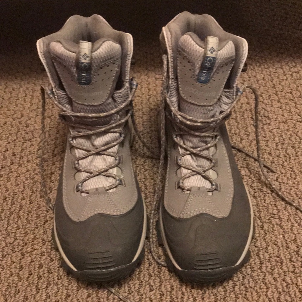Columbia Winter Snow Boots Size 9